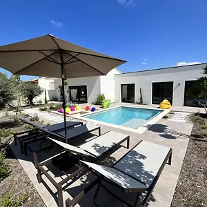 De Provence - Maison Avec Piscine Chauffee 